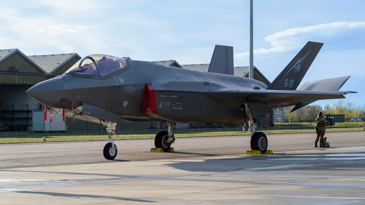 Secretário de Defesa da Holanda diz que “você pode fazer jailbreak em um F-35 assim como em um iPhone”