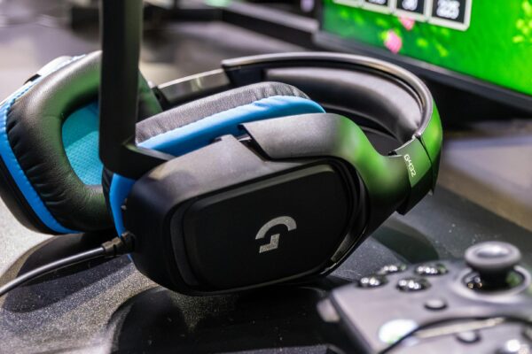 Valve adia Steam Machine e Steam Frame por crise de memória