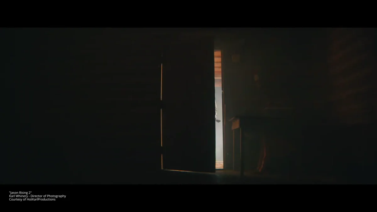 Momento em que a transcrição começa a abordar o tema principal do vídeo de desenvolvimento de jogos.