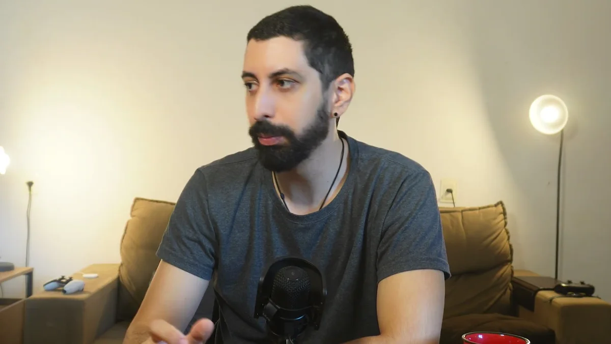 Discussao sobre participacoes acionarias na Epic Games com destaque para Disney, Tencent, Sony e controle do fundador