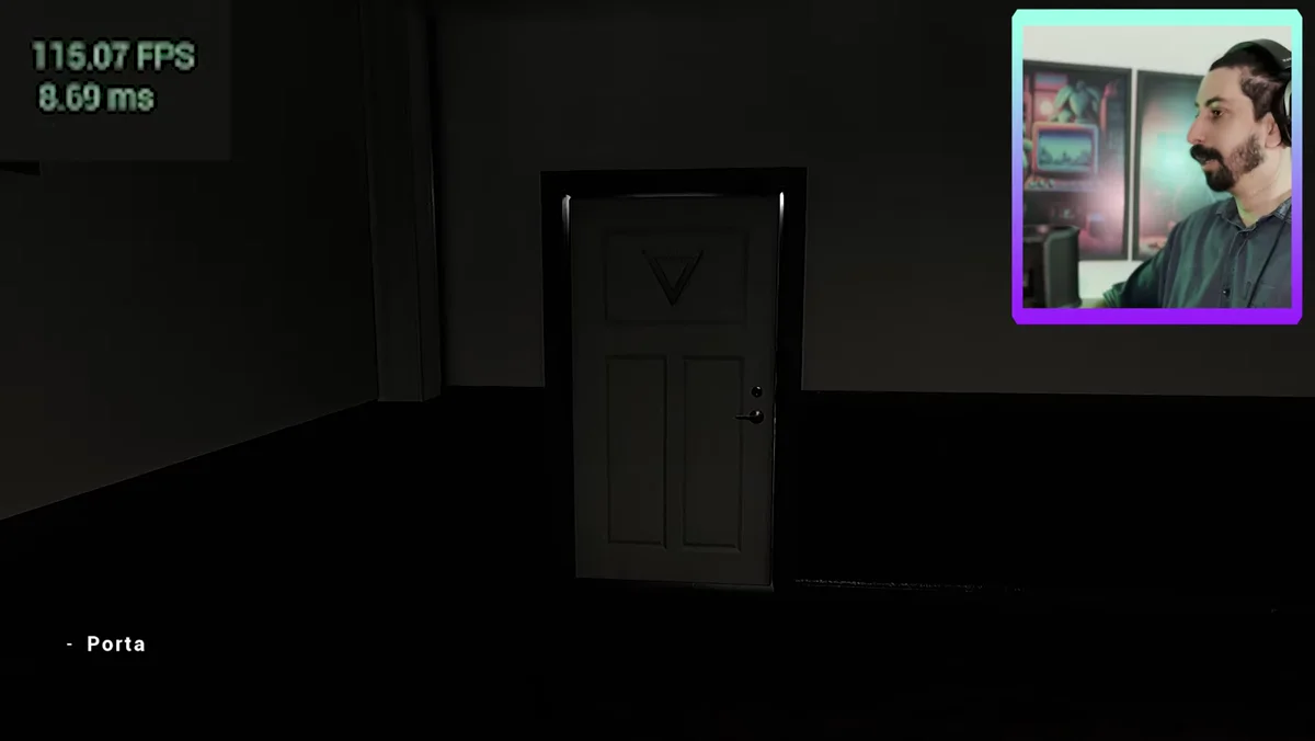 Cenário de jogo na Unreal Engine com contador de FPS durante teste de DLSS
