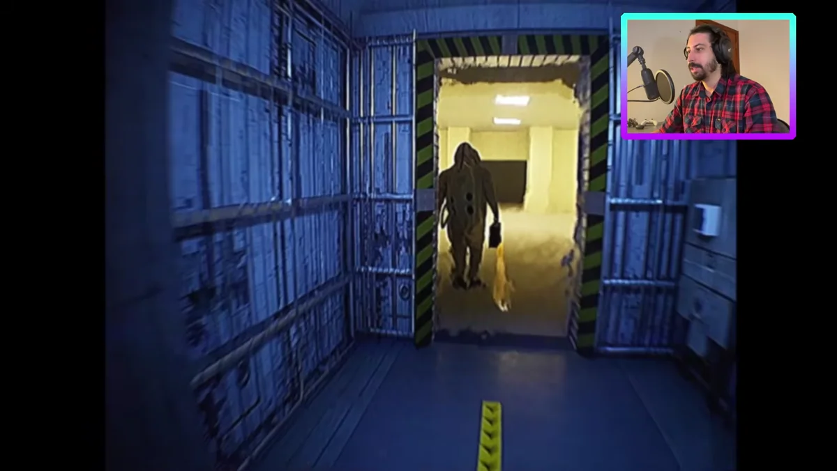 Corredor das Backrooms com imagem granulada e iluminação fria